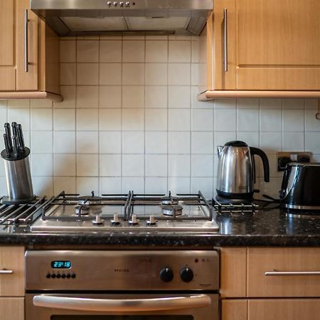 One Bedroom Flat In Bush Hill Park Енфийлд Екстериор снимка